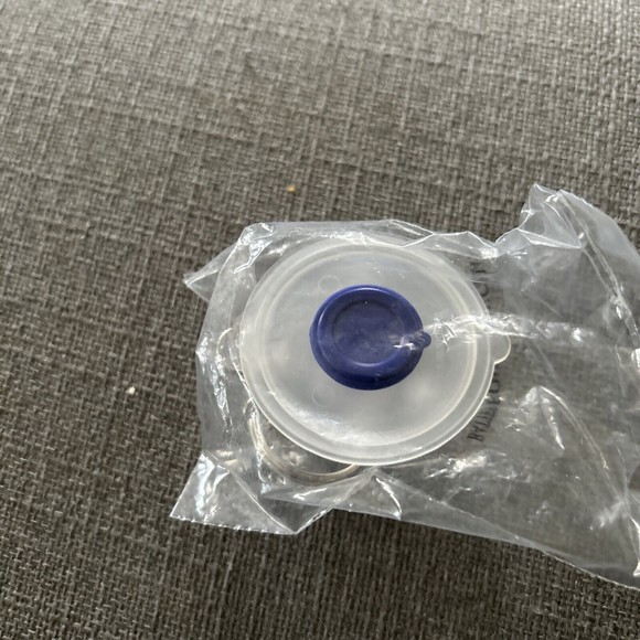 Vintage Tupperware Mini Batter Mixing Bowl Keychain Royal Blue NEW NIP - Picture 2 of 5